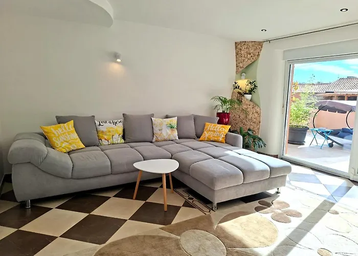 Paradise For Children, Oros Medulin