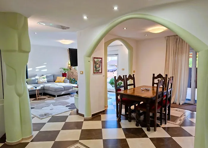 Apartman Paradise For Children, Oros *