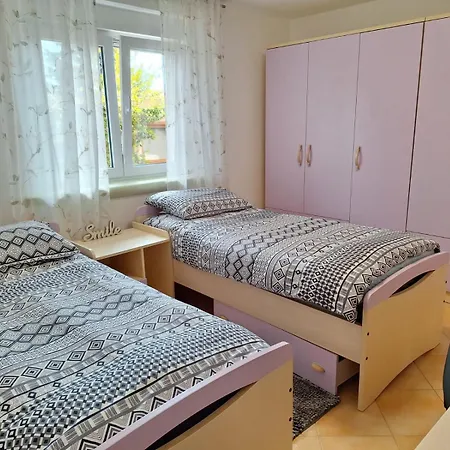 Apartment Oros D Medulin